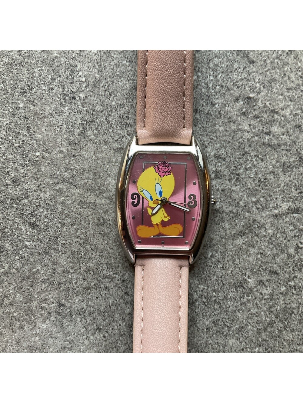 Vintage Armitron Tweety Bird Womens Watch 33mm Silver Tone Case 2200/721 A6